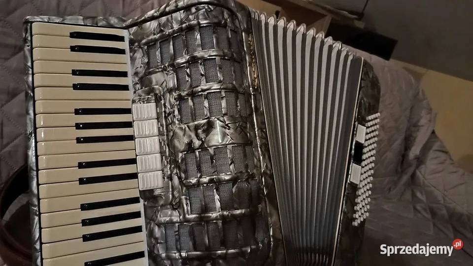 Sprzedam akordeon kLINGENTHAL klawiszowe Świlcza