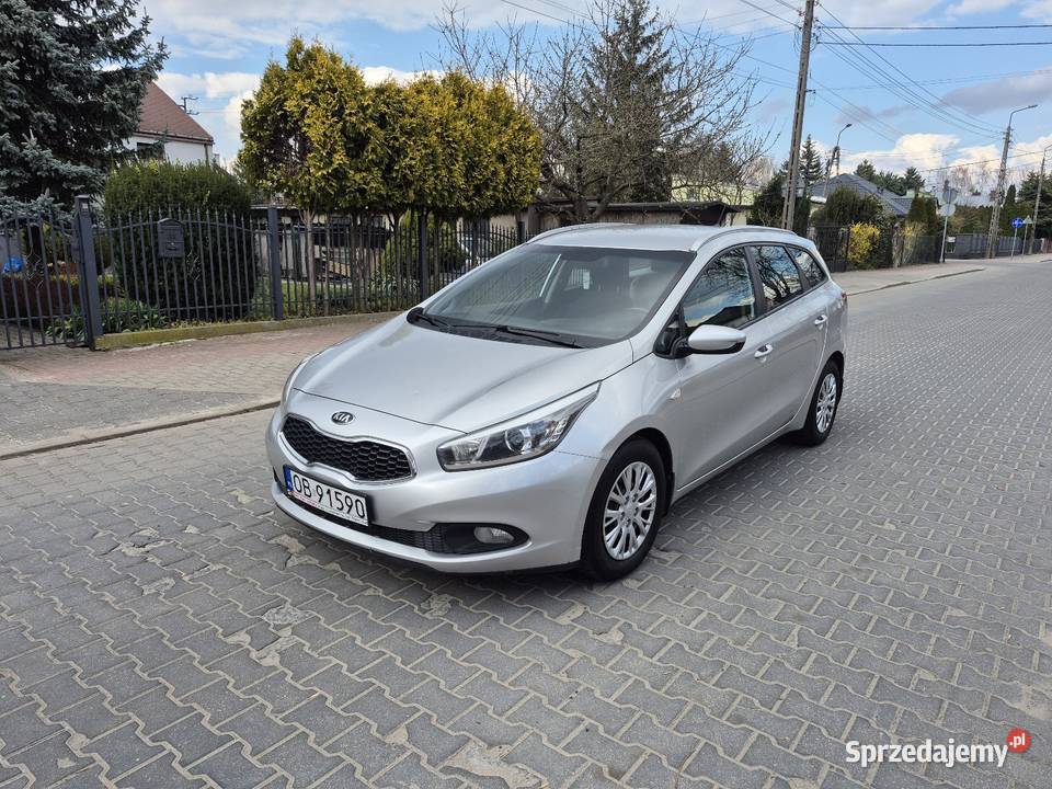 Kia Ceed 2015r SALON POLSKA Serwis ASO ASR (kontrola trakcji) Ożarów Mazowiecki