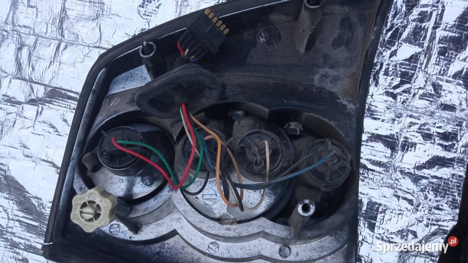 Lampy tylne opel astra g hachback 35 drzwi Posługowo