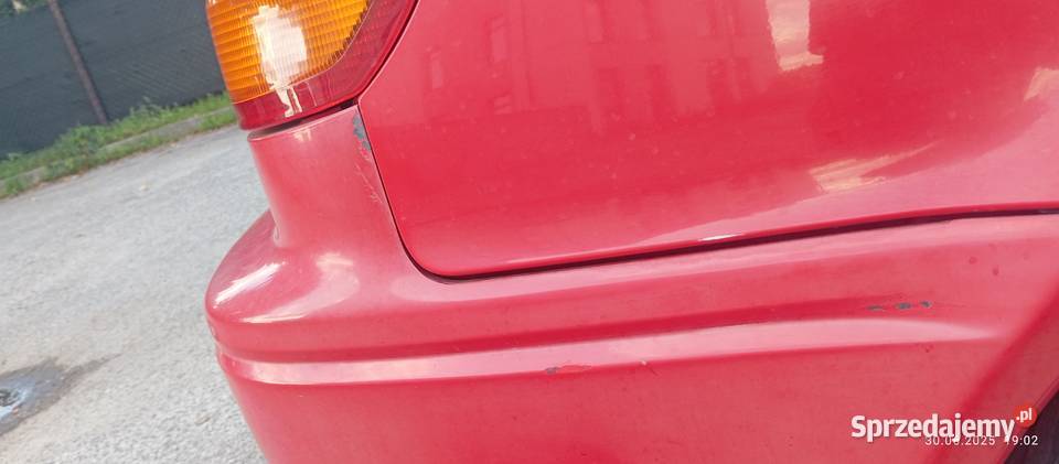 syndyk sprzeda samochód Toyota Paseo produkcji Paseo Radom