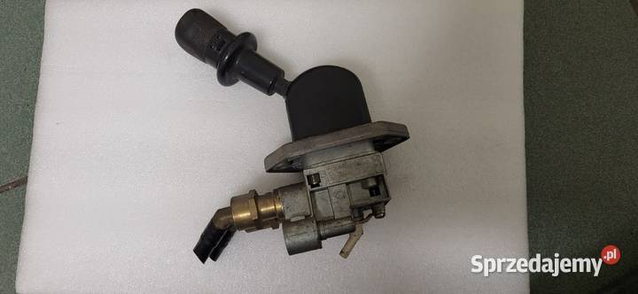 RĘCZNY ZAWÓR HAMULCOWY DAF WABCO 9617230360 ciężarowe Mojusz