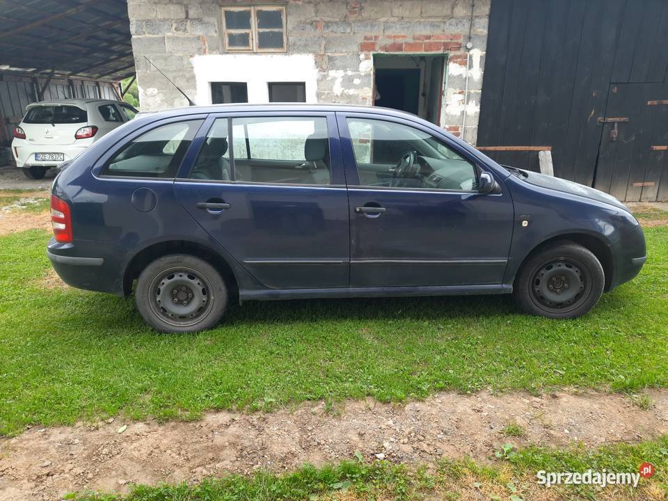 Sprzedam samochód osobowy koła zimowe w Rok produkcji 2000 podkarpackie