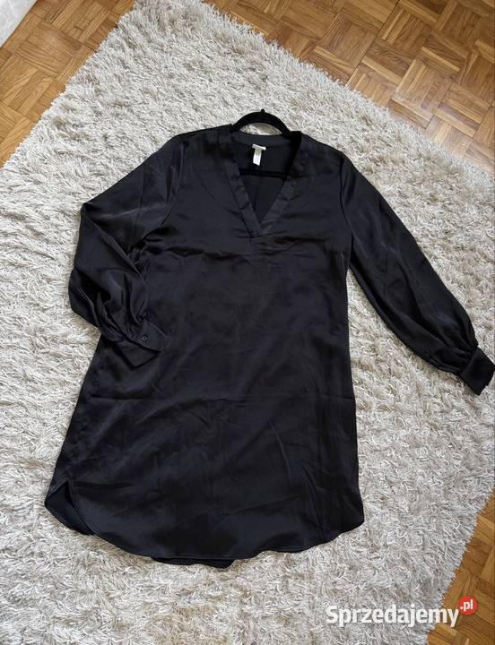 HM czarna sukienka satynowa Vneck classy elegant Przemyśl