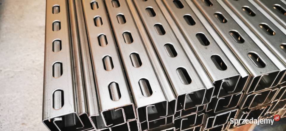 Ceownik nierdzewny40x40x2mm 3mb 200 NETTO Kozienice