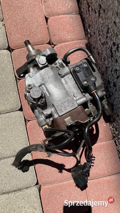 Sprzedam pompę wtryskową audi a4 b5 19 TDI osobowe Pozostałe Części samochodowe Dębica