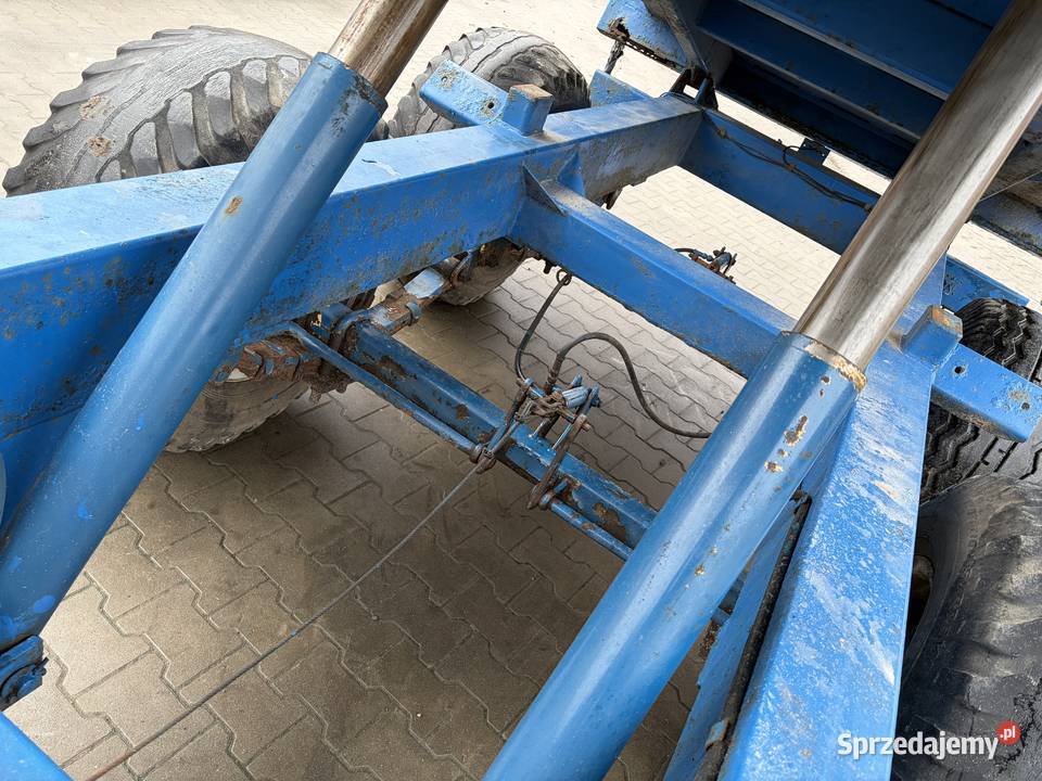 Przyczepa skorupowa KroneMarston tandem 12 t Dawidy