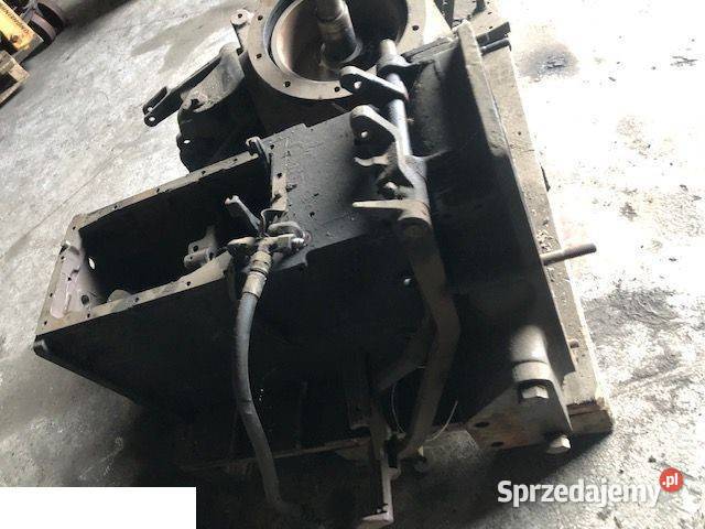 Case 885 Tryby