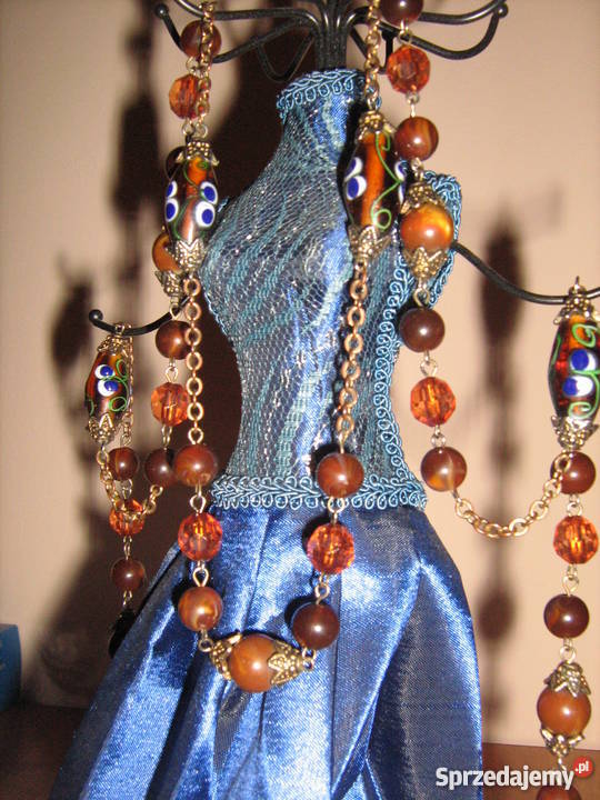 Długi naszyjnik brązowy z koralików Słupca