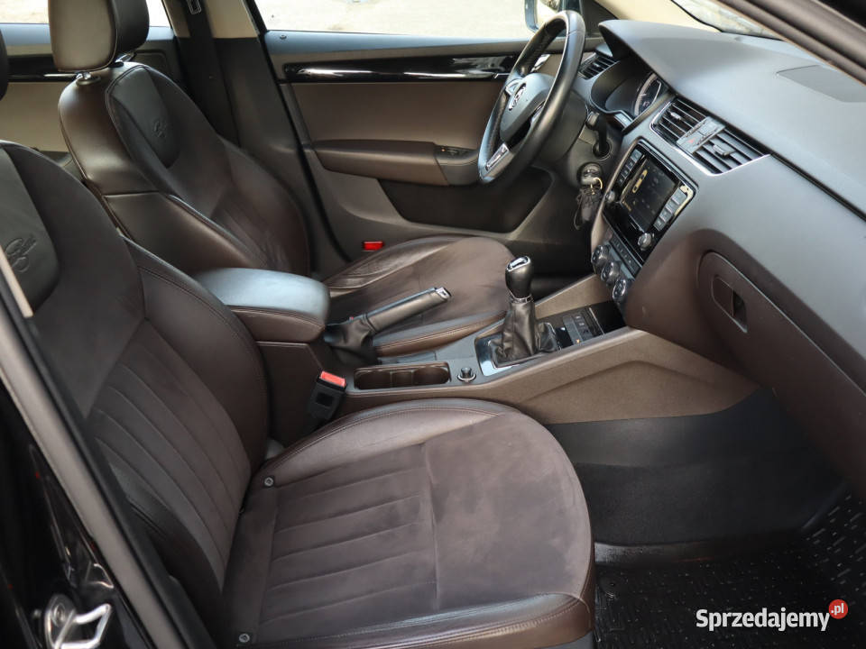 Skoda Octavia 18 TSI czarny Katowice