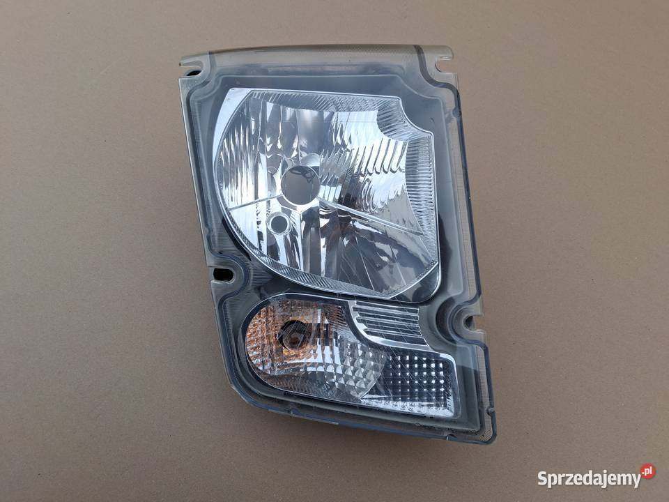 VOLVO FL FE REFLEKTOR PRAWY LAMPA PRAWA 20818775 Lampy przednie Bieleń