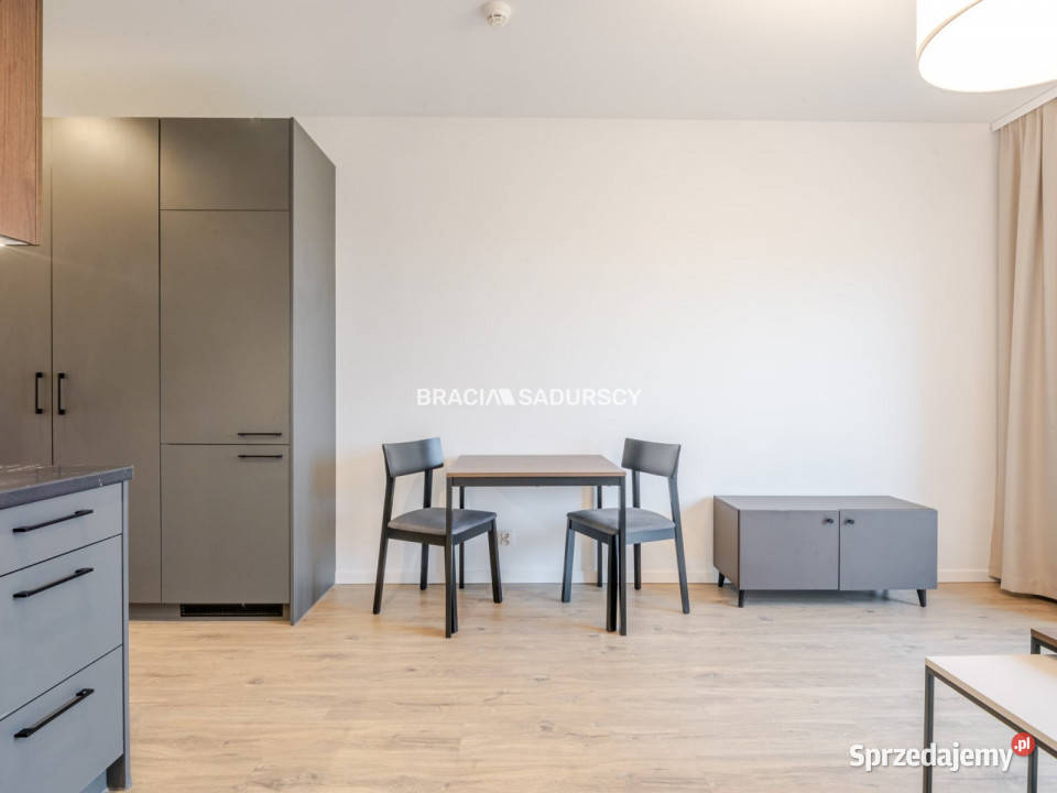 Mieszkanie do wynajęcia 2453m2 3 pokoje Kraków sprzedam