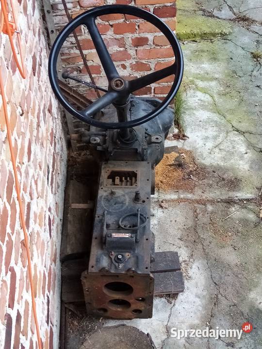 Sprzedam obudowę skrzyni biegów zetor 6711 6718 Winowno