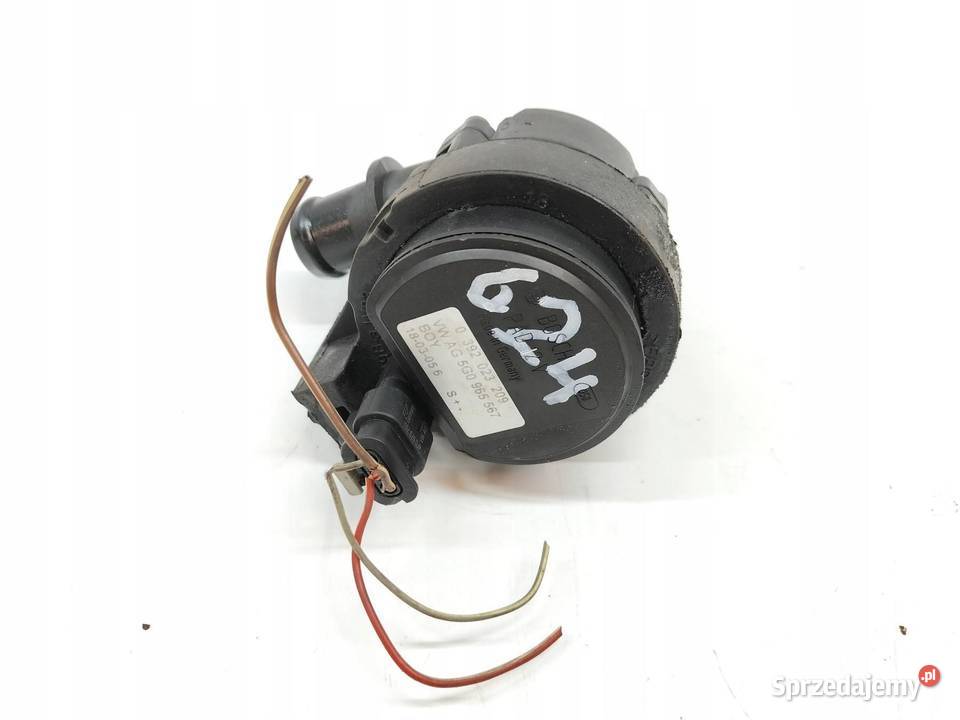 POMPA WODY 0392023209 5G0965567 20 TDI Skoda Rok produkcji 2018