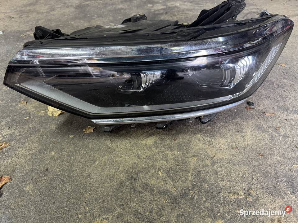 Reflektor lewy full led martix passat b8 Warszawa
