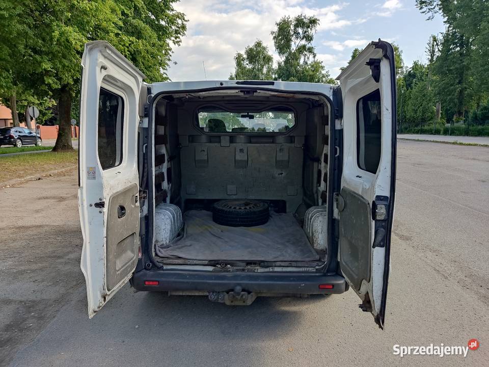 3 osobowa brygadówka VIVARO r2003 p19d sprawne z 380km