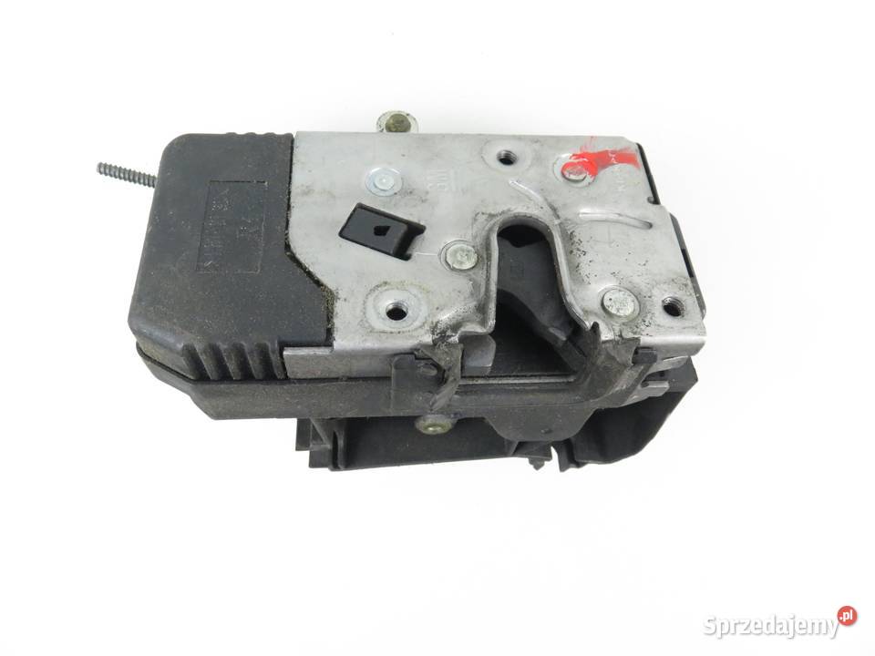 ZAMEK PRAWY PRZEDNI RENAULT TRAFIC II 8200008261 sprzedam