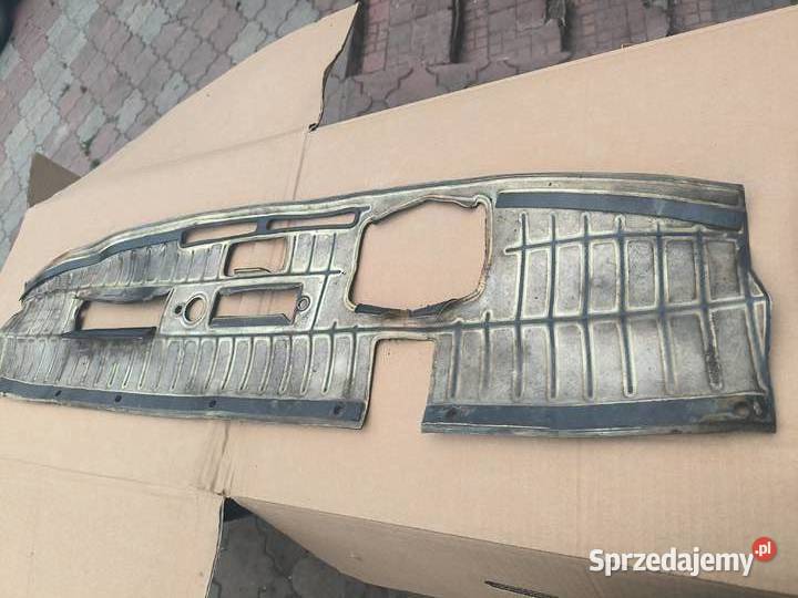 Fiat 126p tapicerka deski rozdzielczej typ Wyposażenie wnętrza Stalowa Wola
