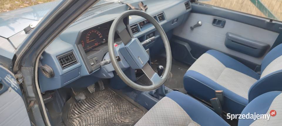 Nissan Prairie M10 15 benzyna Gdańsk sprzedam