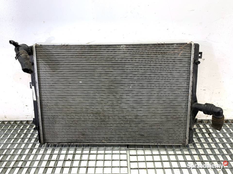 CHŁODNICA WODY VW PASSAT B6 16 105 3AA121253