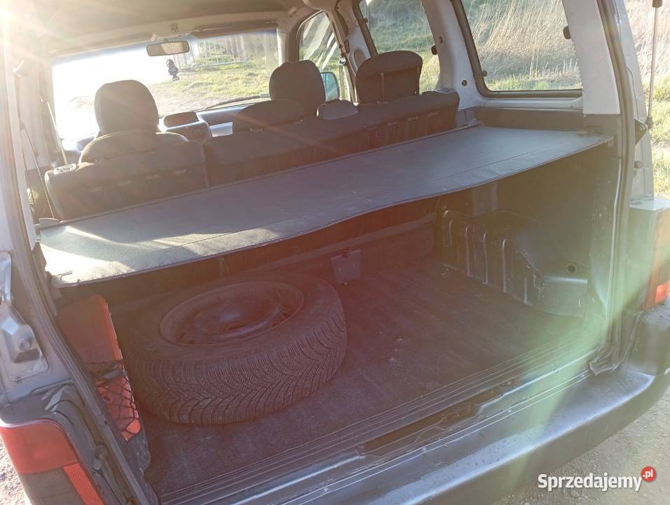 Peugeot Partner 16 PbLpg 5os dolnośląskie Wałbrzych