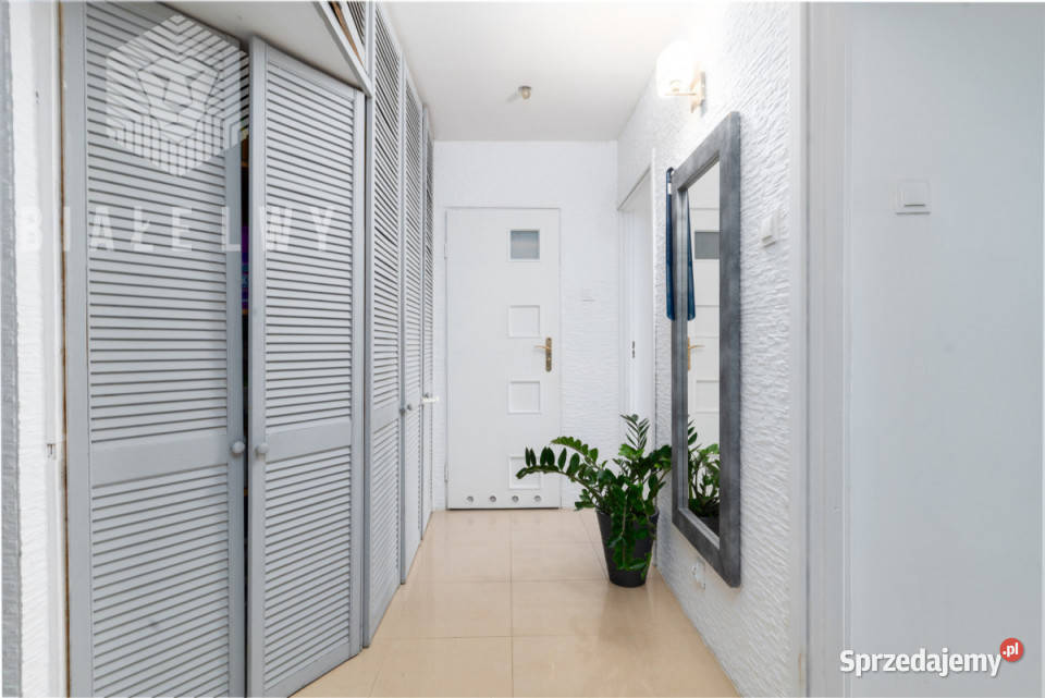 sprzedaży mieszkania 575m2 3 pokoje Warszawa