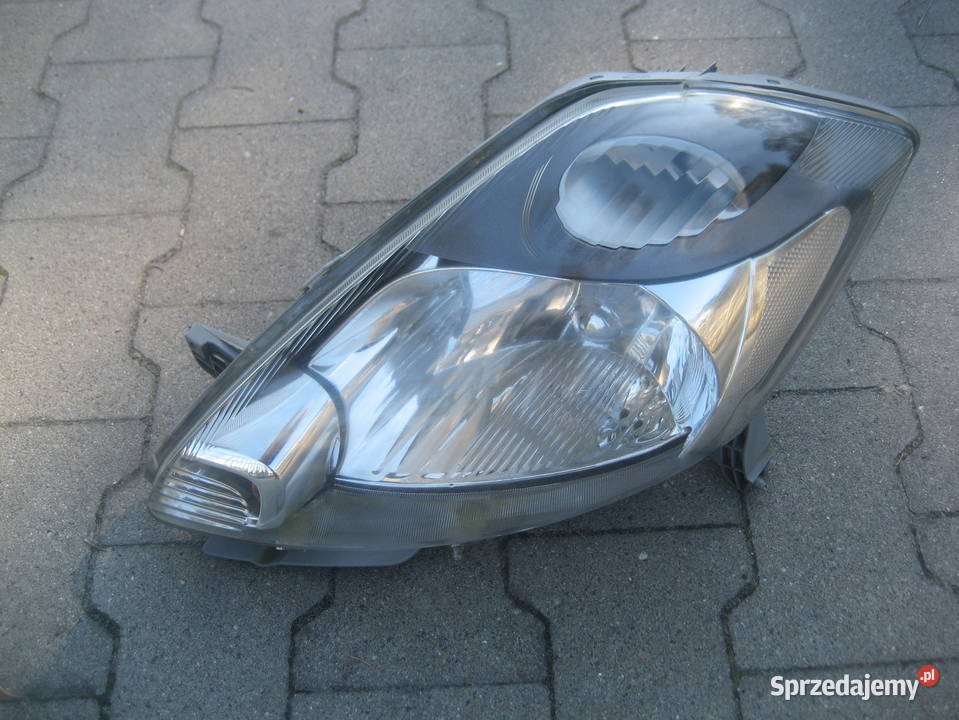 daihatsu sirion ii 0510r lampa przód lewa europa osobowe wielkopolskie sprzedam