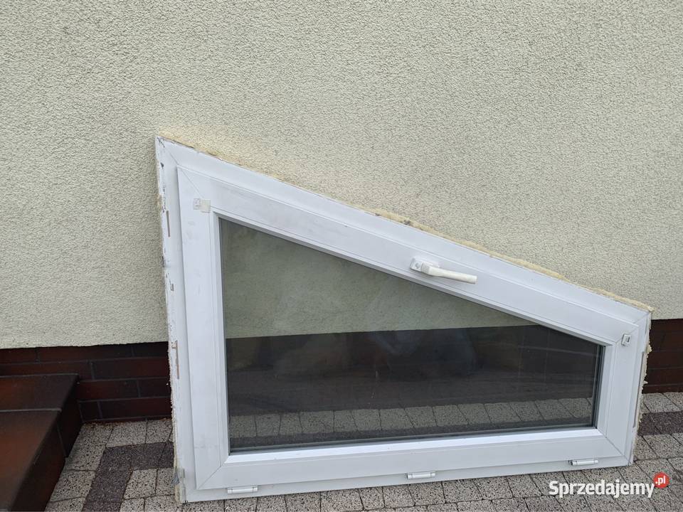 Okno plastikowe szer 112 wys 37 i wys 78 sprzedam