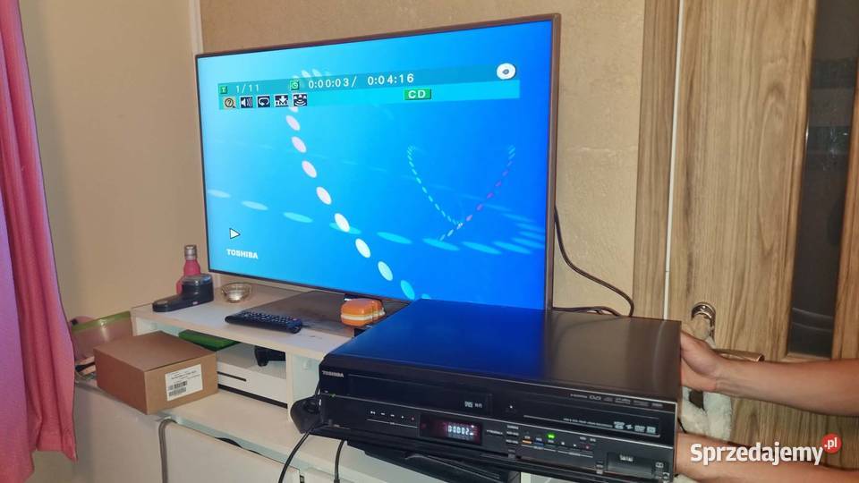 Nagrywarka Magnetowid VHS DVD HDD Toshiba RDXV50 Warta