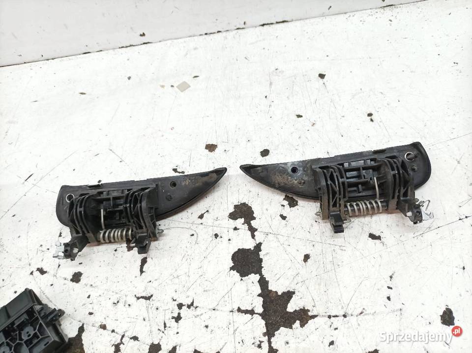 KLAMKA ZEWNĘTRZNA LEWA PRAWA PRZÓD KOMPLET Dacia świętokrzyskie