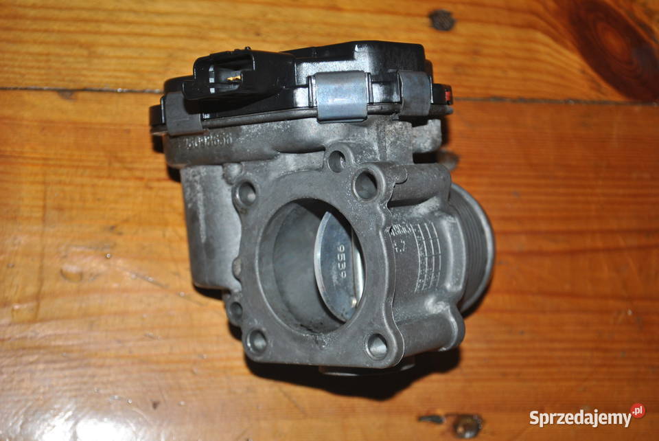 Przepustnica Citroen Ford Peugeot 14 hdi 15dci Poręba sprzedam