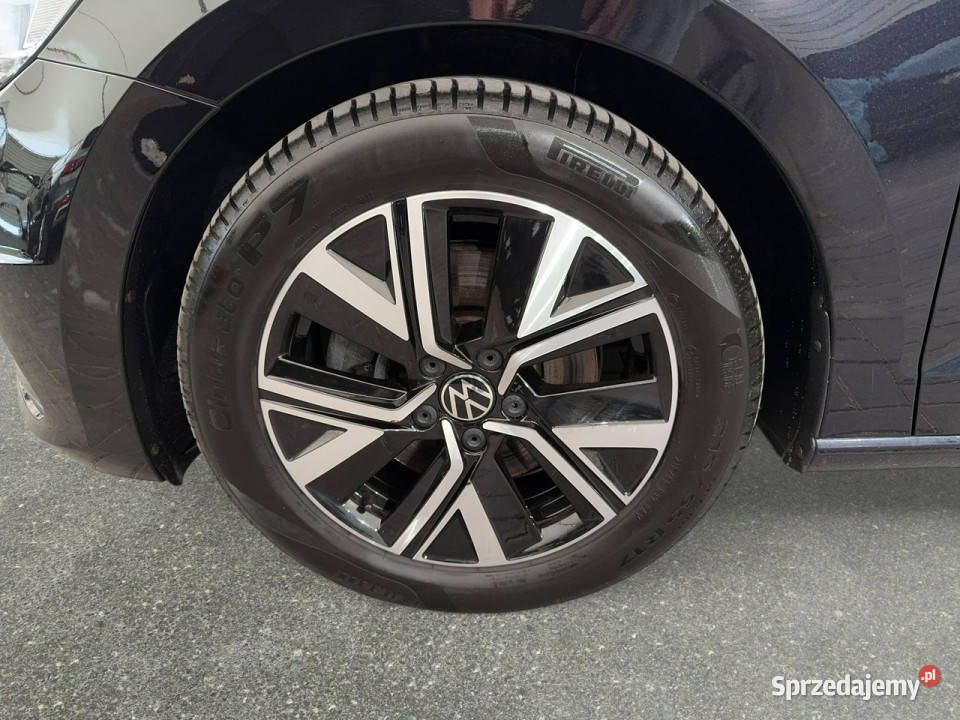 Volkswagen Touran VAT 23 Comfortline 15TSI 150 podgrzewane fotele Myślenice