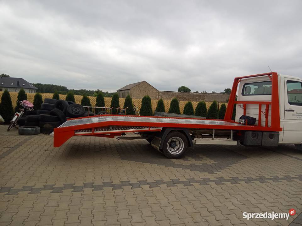 Autolaweta najazd zabudowa laweta Mercedes-Benz Paradyż