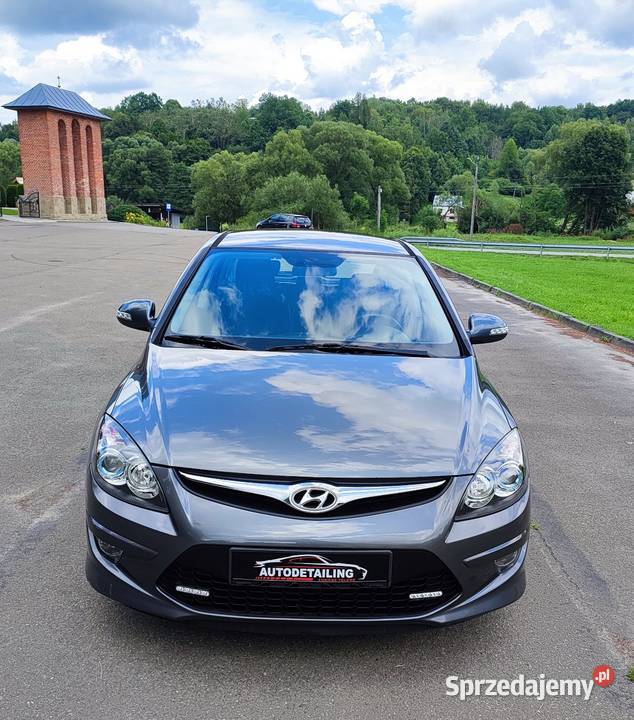 Ładny nie zgnity Hyundai i30 14 benzyna z gazem Domaradz