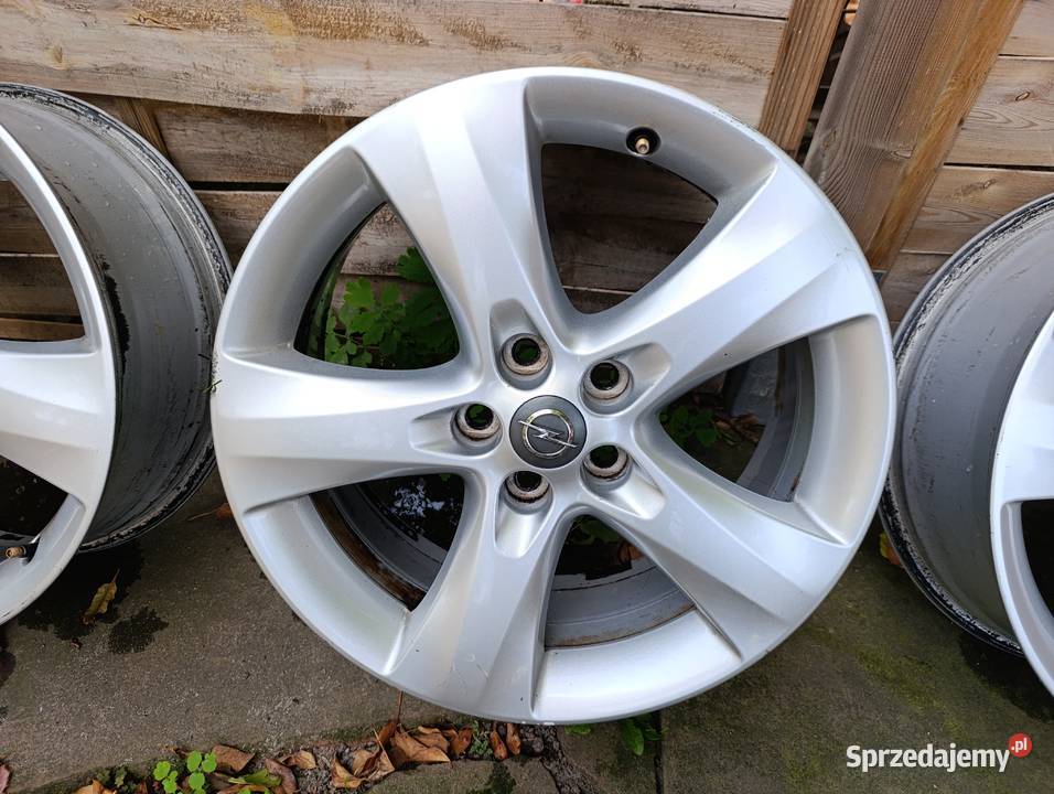 Felgi aluminiowe 17 opel astra J Średnica 17"