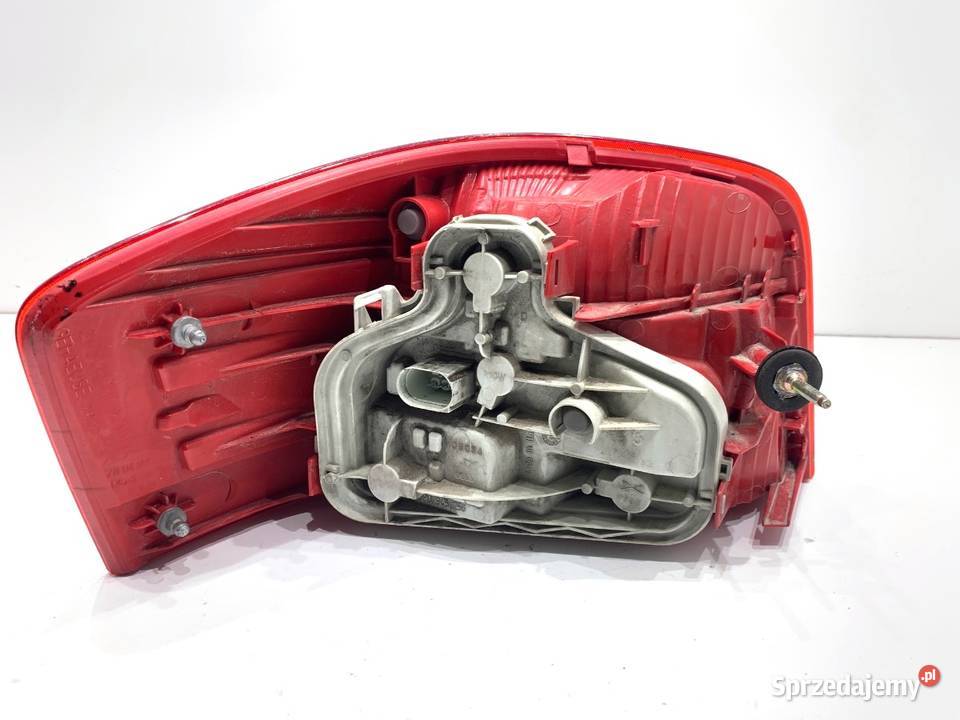 LAMPA LEWY TYŁ AUDI A3 8P 8P0945096 Hatchback