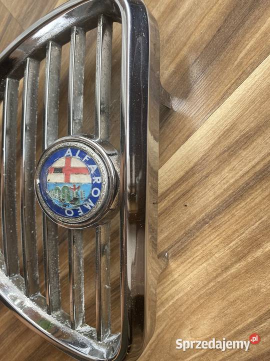 Grill Alfa Romeo GIULIA NUOVA 105115 z logo Świebodzin