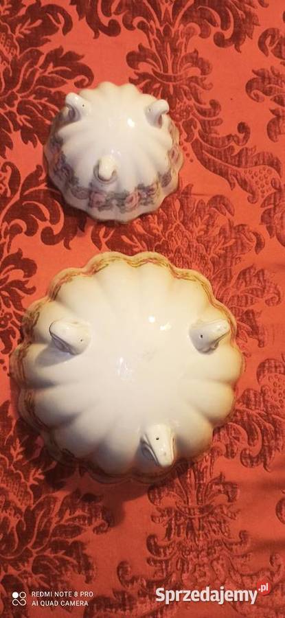 Patera duża falista krawędź kanelowana złocona