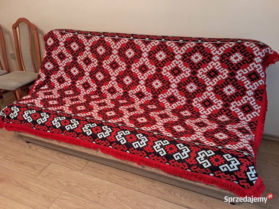Narzuta z frędzlami do sprzedania