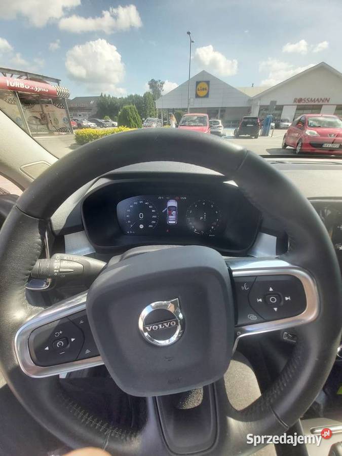 Volvo XC40 T3 1477 cn3 Benzyna 120kw 163 serwis klimatyzacja Żukówko