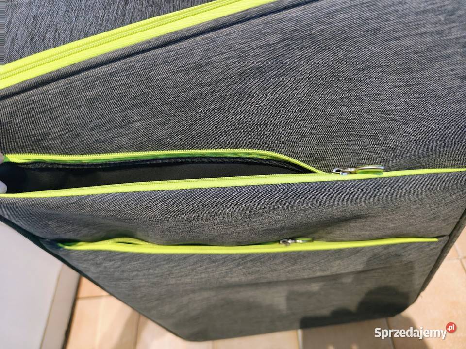 Duża materiałowa walizka podróżna 77x47x30 stan Łódź