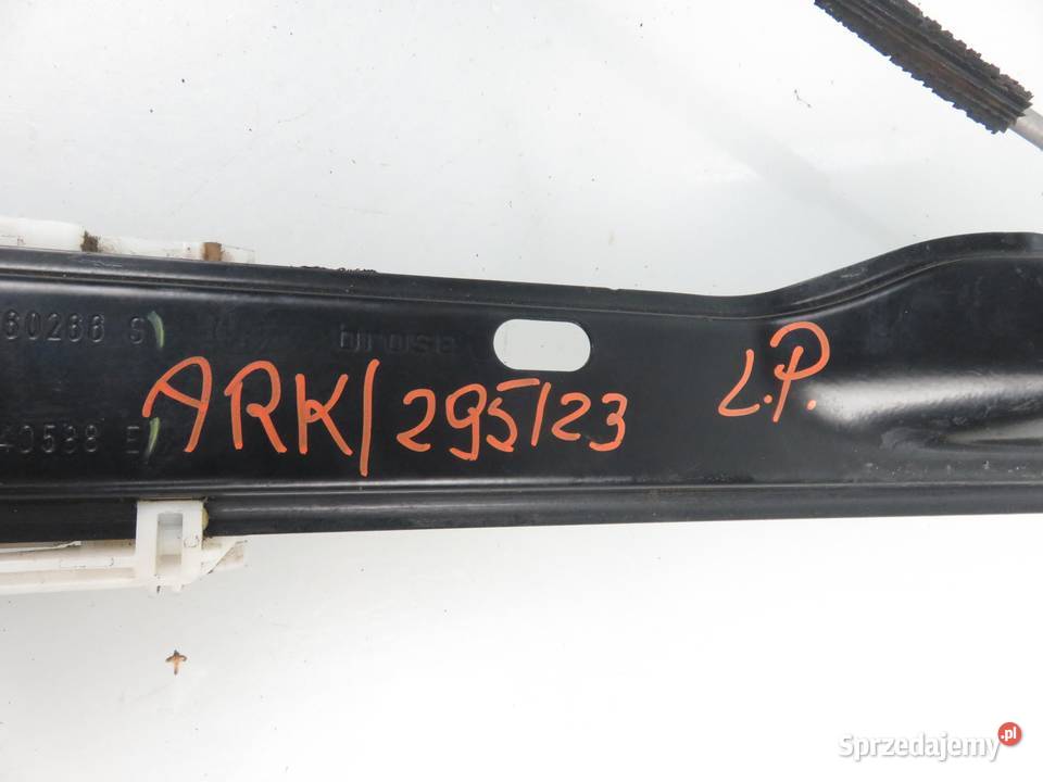 PODNOŚNIK SZYBY PRAWY PRZEDNI BMW 3 E90 7060266S osobowe sprzedam