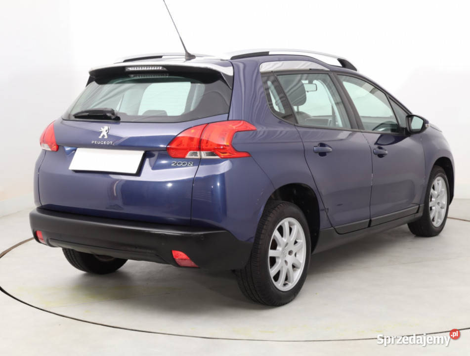 Peugeot 2008 16 VTi wielofunkcyjna kierownica 2008
