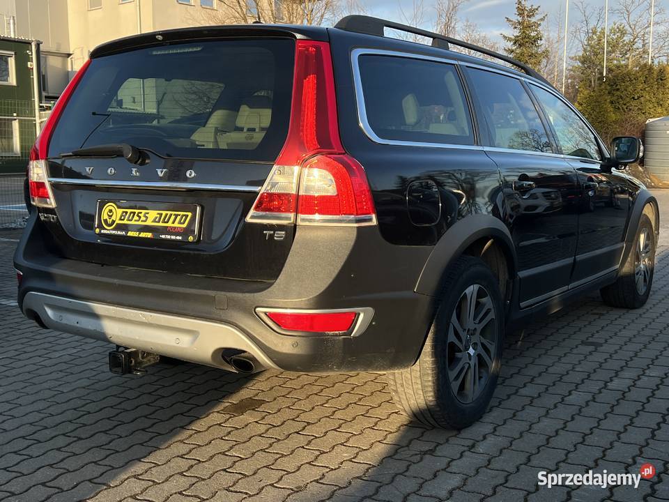 Volvo XC70 2013 światła przeciwmgielne Warszawa