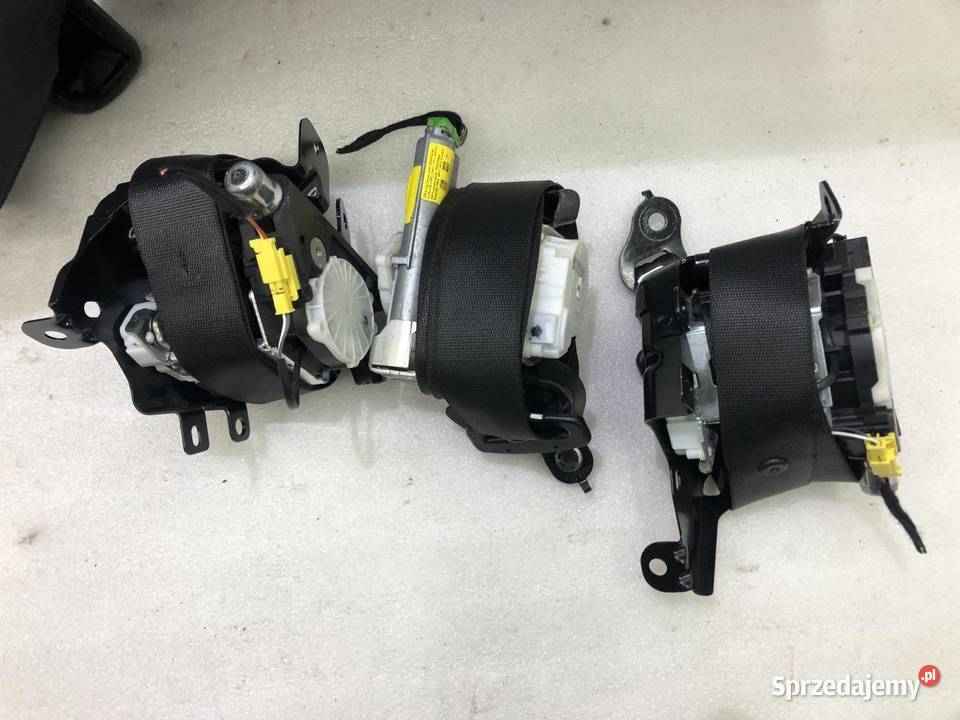 DESKA KOKPIT AIRBAG PASY MERCEDES W204 EUROPA