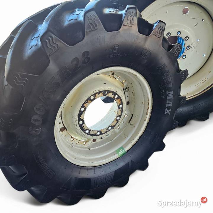 Koła Tylne R42 Opona Rolnicza 62070R42 AGRIMAX wielkopolskie Wilkowo