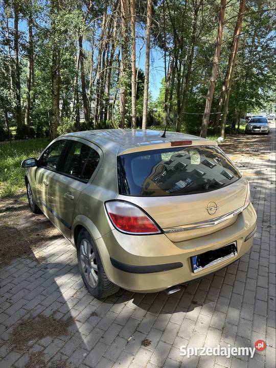 Opel astra H 2004 Szczytnica