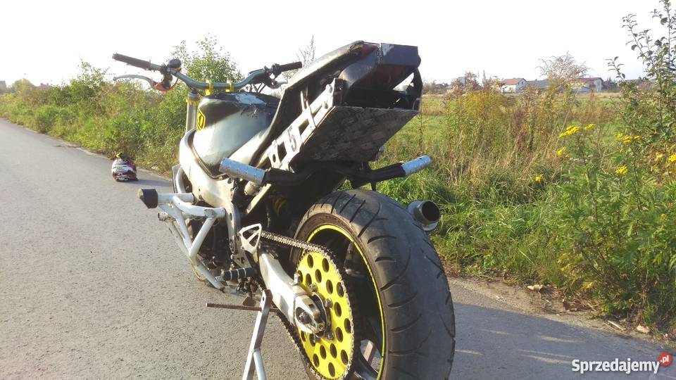 Honda CBR F4 stunt street F4i 636 kawasaki Rok produkcji 2000 świętokrzyskie