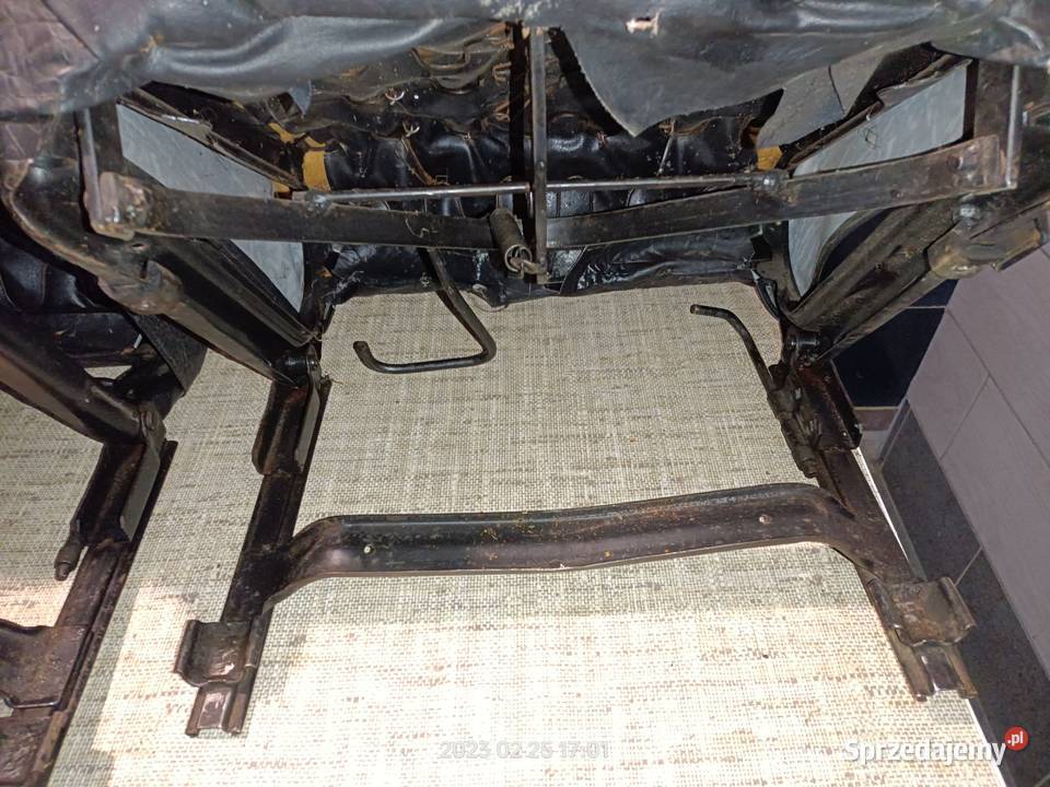 Fotele lotnicze kubełkowe Fiat 126p osobowe Góra