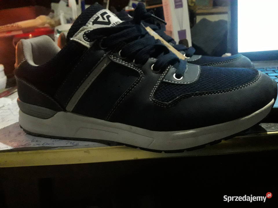 Obuwie 42Męskie sportowe oddychające sznurowane skóra ekologiczna Warszawa