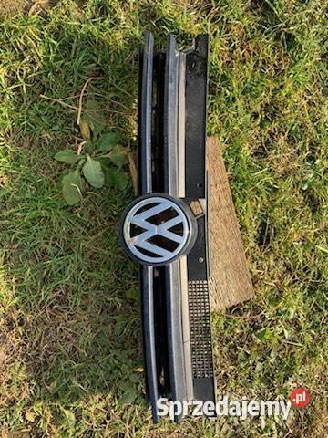 Atrapa przednia golf 4 Lututów